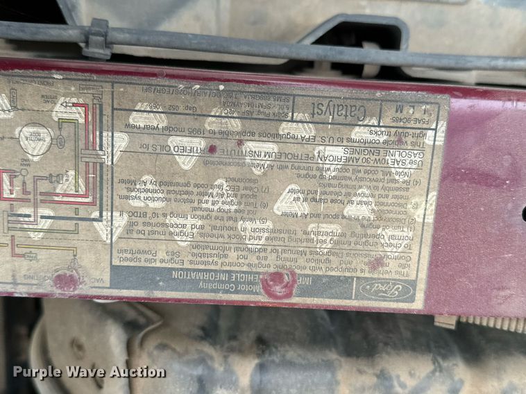 image for item NX9990 1995 Ford Club Wagon  van