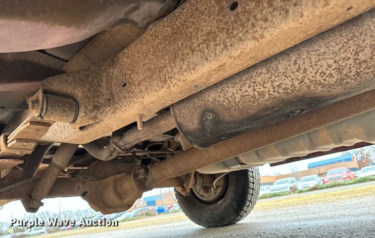 image for item NX9990 1995 Ford Club Wagon  van