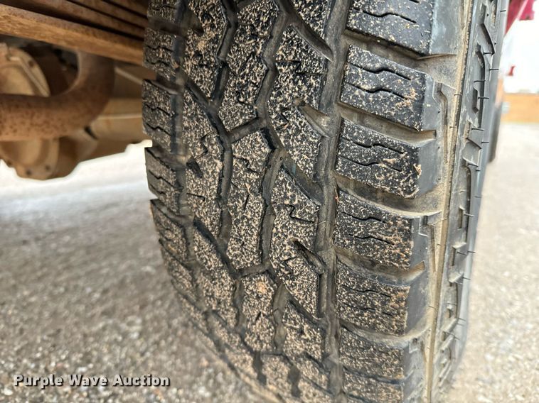 image for item NX9990 1995 Ford Club Wagon  van