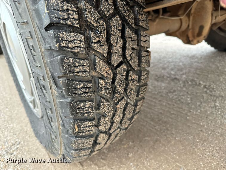 image for item NX9990 1995 Ford Club Wagon  van