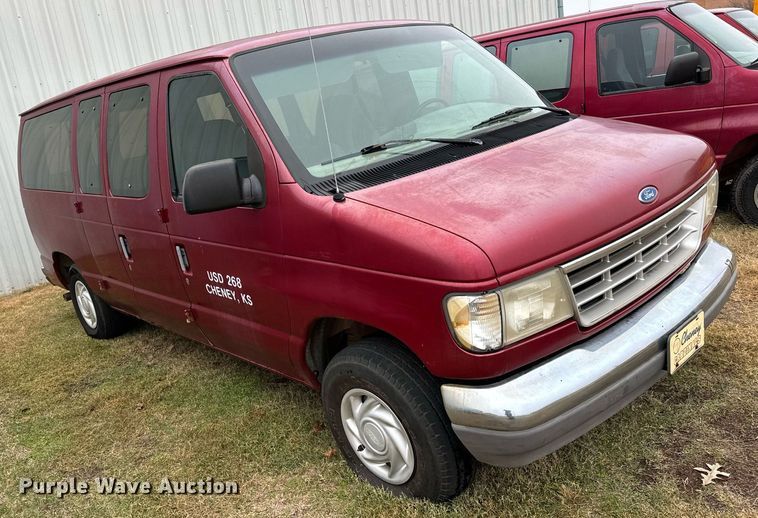 image for item NX9991 1996 Ford Club Wagon  van