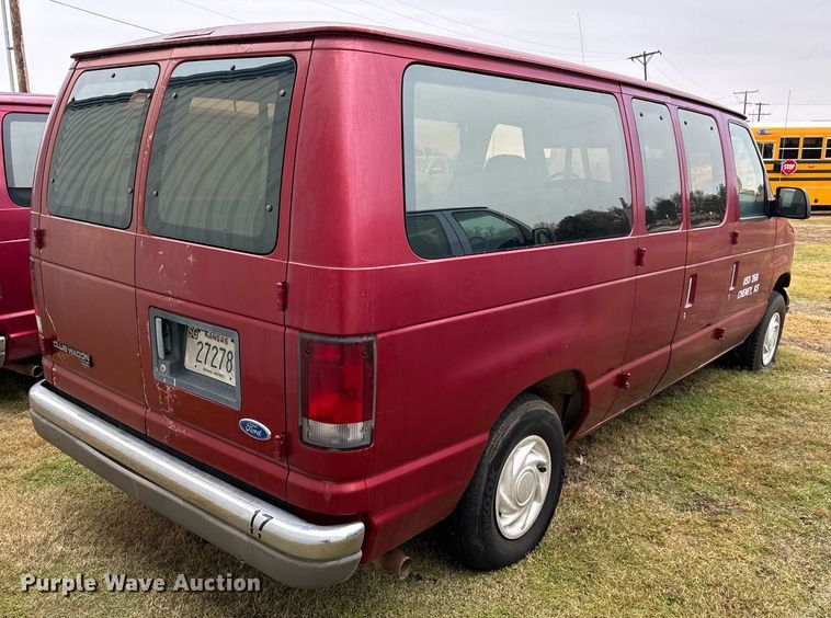 image for item NX9991 1996 Ford Club Wagon  van