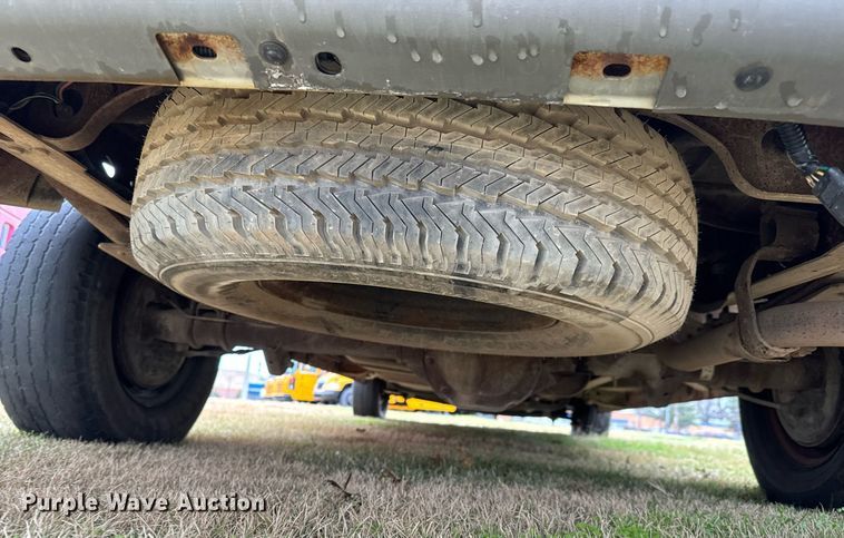 image for item NX9991 1996 Ford Club Wagon  van