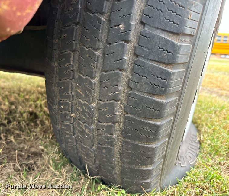 image for item NX9991 1996 Ford Club Wagon  van