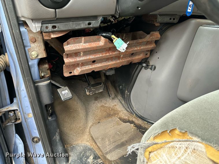 image for item NX9992 1997 Ford Club Wagon  van