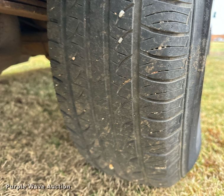 image for item NX9992 1997 Ford Club Wagon  van