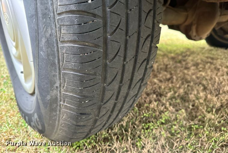 image for item NX9992 1997 Ford Club Wagon  van