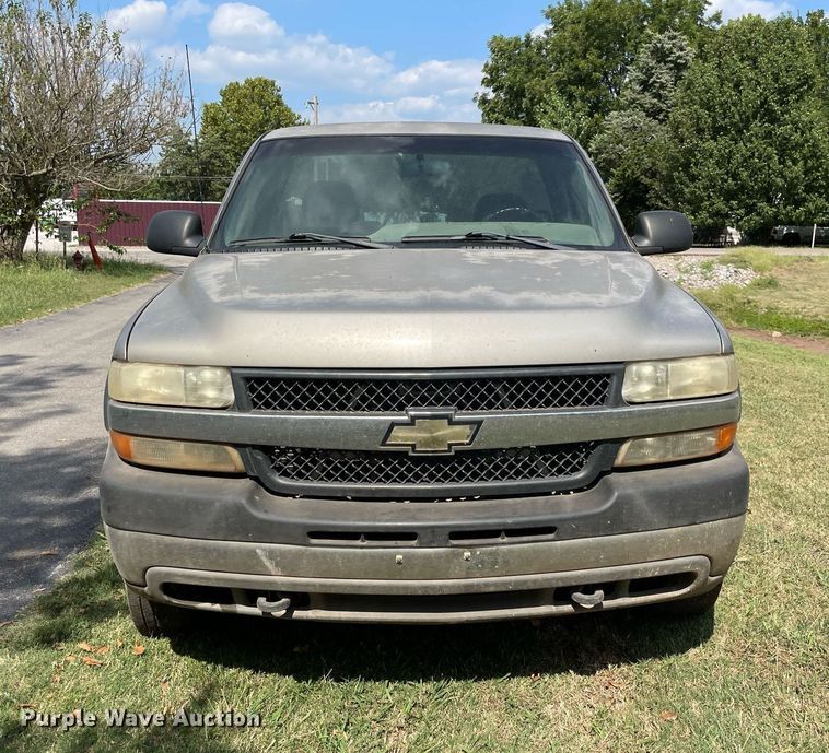image for item NY9977 2001 Chevrolet Silverado 2500HD  pickup truck