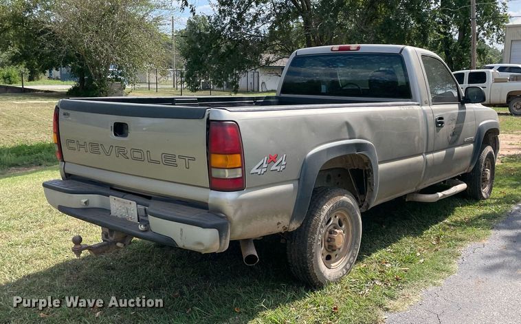 image for item NY9977 2001 Chevrolet Silverado 2500HD  pickup truck