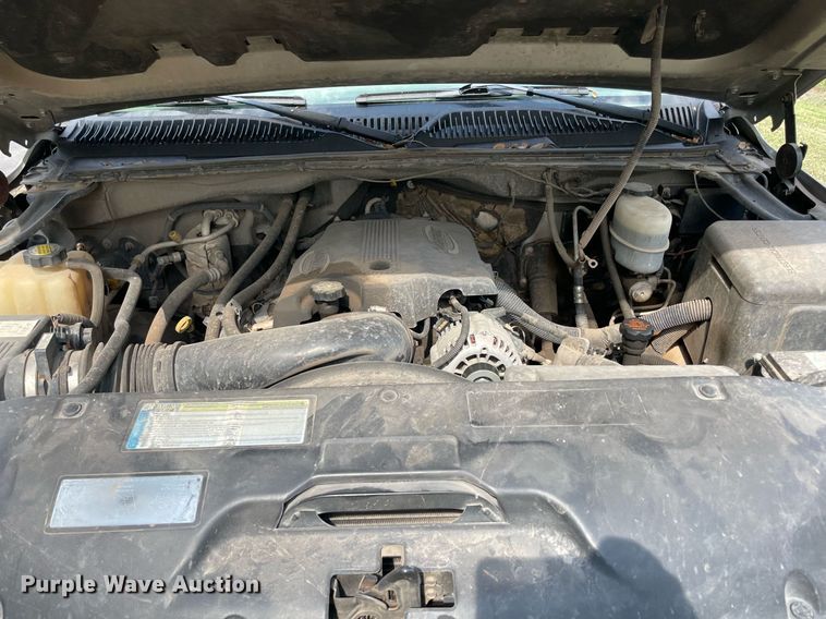 image for item NY9977 2001 Chevrolet Silverado 2500HD  pickup truck