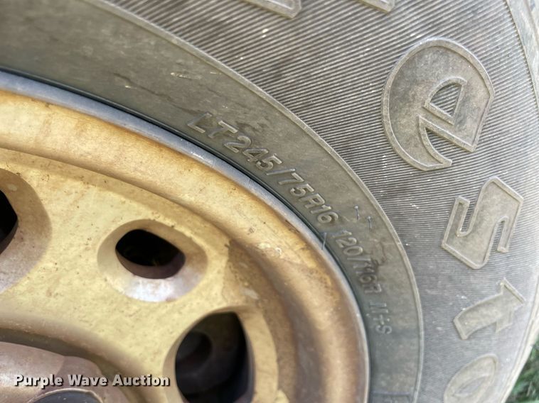 image for item NY9977 2001 Chevrolet Silverado 2500HD  pickup truck