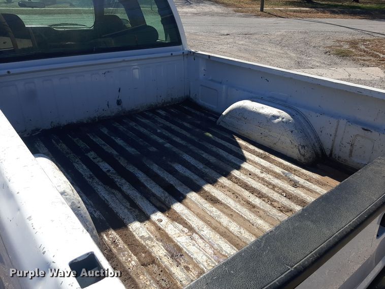 image for item OF9606 2001 Chevrolet Silverado 1500  Ext. Cab pickup truck