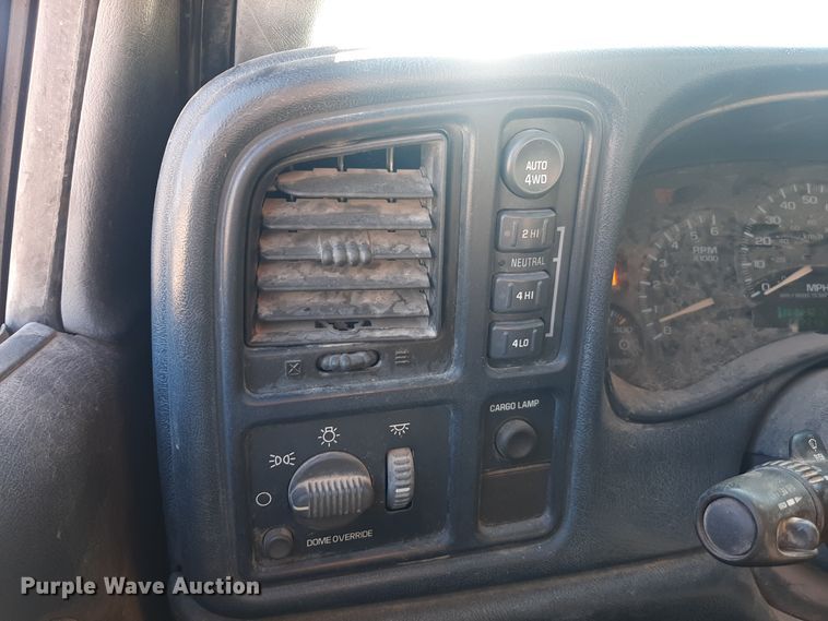 image for item OF9606 2001 Chevrolet Silverado 1500  Ext. Cab pickup truck