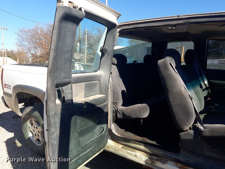 image for item OF9606 2001 Chevrolet Silverado 1500  Ext. Cab pickup truck