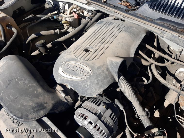 image for item OF9606 2001 Chevrolet Silverado 1500  Ext. Cab pickup truck