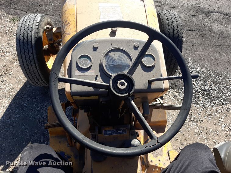 image for item OF9607 1977 John Deere 302 - D  tractor