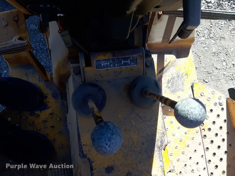 image for item OF9607 1977 John Deere 302 - D  tractor