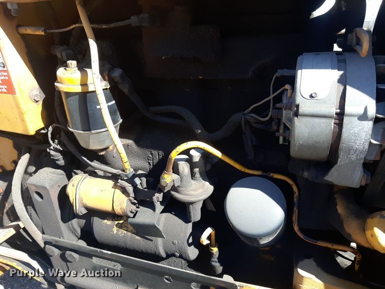 image for item OF9607 1977 John Deere 302 - D  tractor