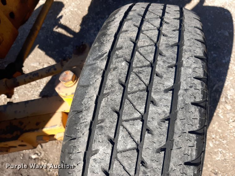 image for item OF9607 1977 John Deere 302 - D  tractor