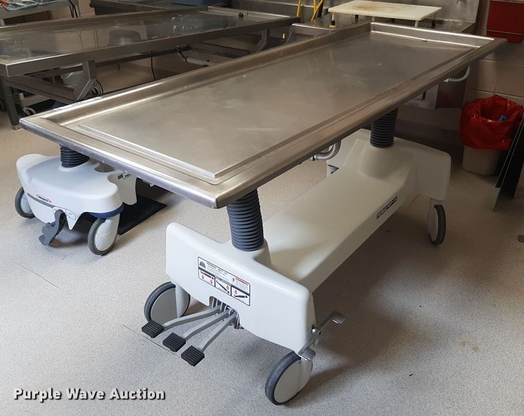 image for item OF9652 Ferno 101-H medical table