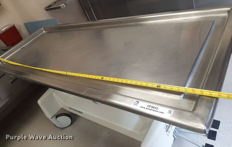 image for item OF9652 Ferno 101-H medical table