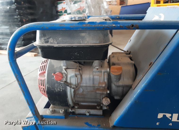 image for item OF9657 Blue Bird  sod cutter