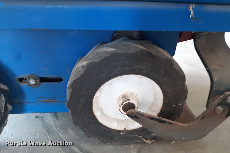 image for item OF9657 Blue Bird  sod cutter