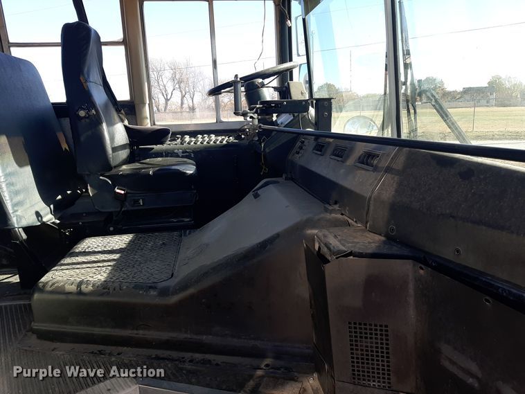 image for item OF9658 2003 Thomas  school bus