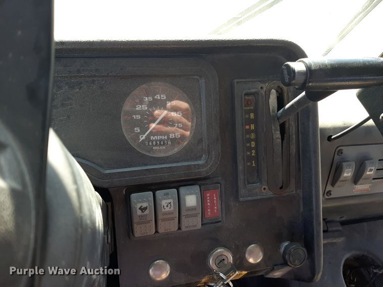 image for item OF9658 2003 Thomas  school bus