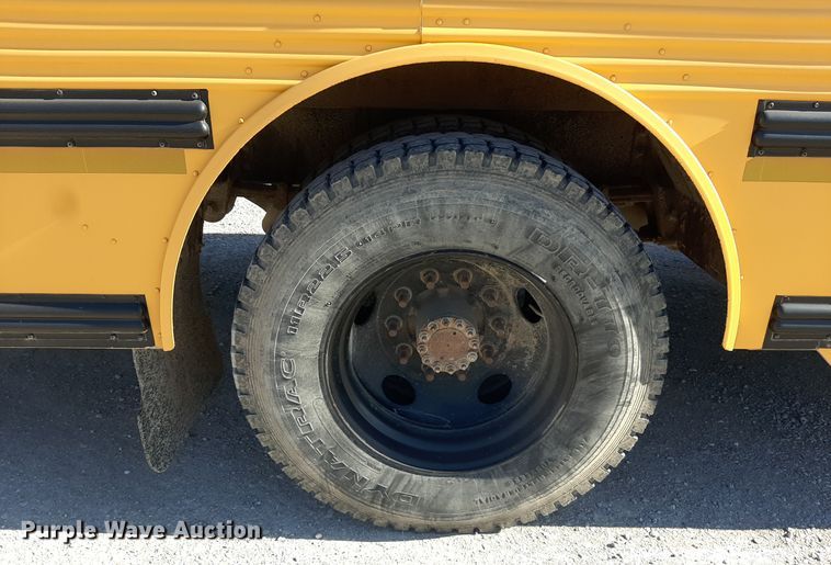 image for item OF9658 2003 Thomas  school bus