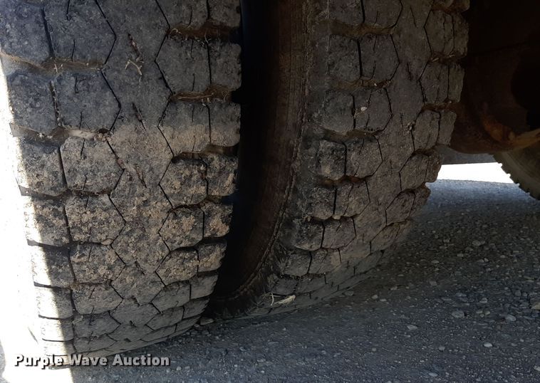 image for item OF9658 2003 Thomas  school bus