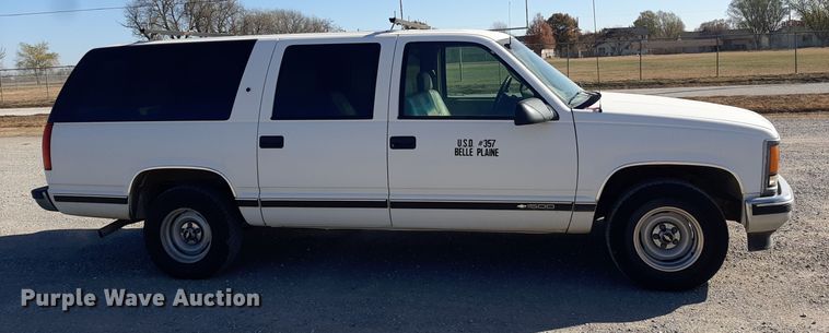 image for item OF9659 1999 Chevrolet Suburban 1500  SUV