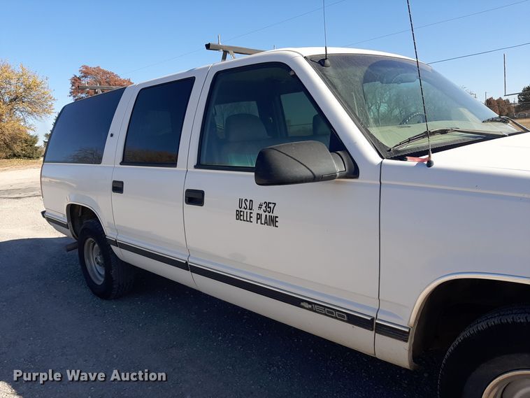 image for item OF9659 1999 Chevrolet Suburban 1500  SUV