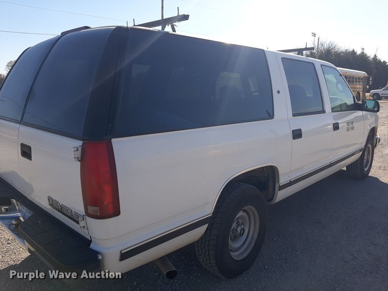 image for item OF9659 1999 Chevrolet Suburban 1500  SUV