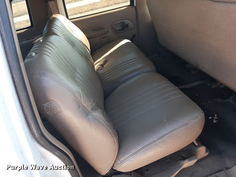 image for item OF9659 1999 Chevrolet Suburban 1500  SUV