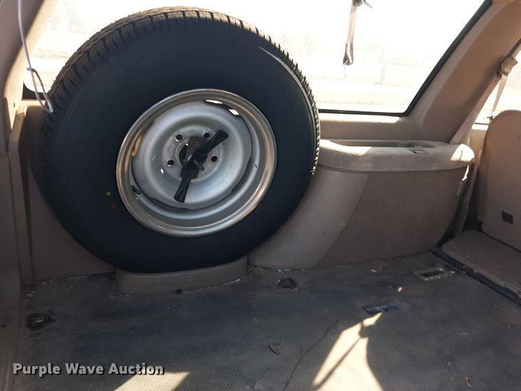 image for item OF9659 1999 Chevrolet Suburban 1500  SUV