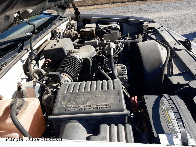 image for item OF9659 1999 Chevrolet Suburban 1500  SUV