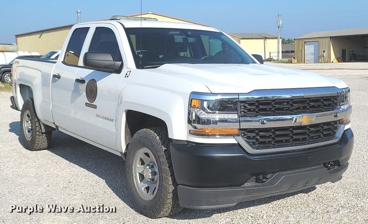 image for item OG9346 2018 Chevrolet Silverado 1500  Double Cab pickup truck