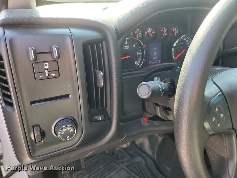 image for item OG9346 2018 Chevrolet Silverado 1500  Double Cab pickup truck