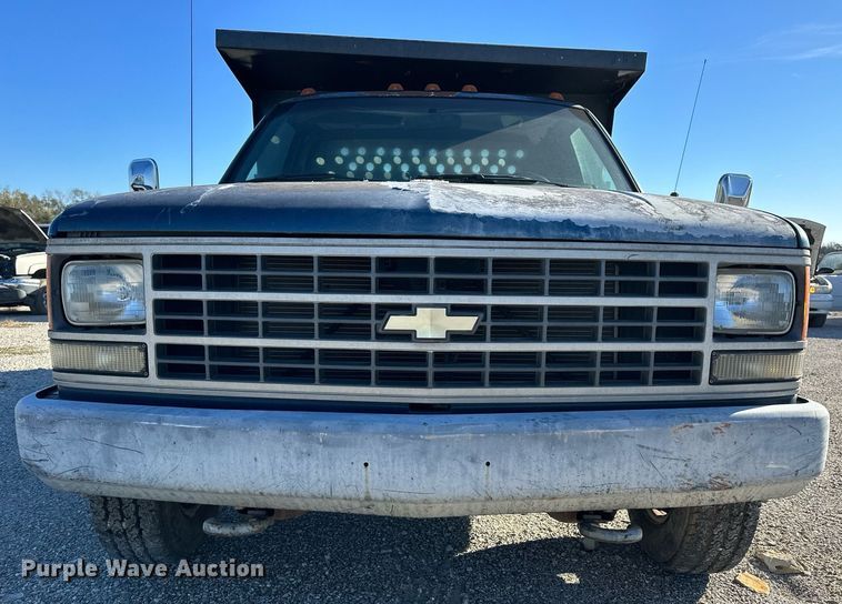 image for item OK9135 1991 Chevrolet 3500  dump bed pickup truck