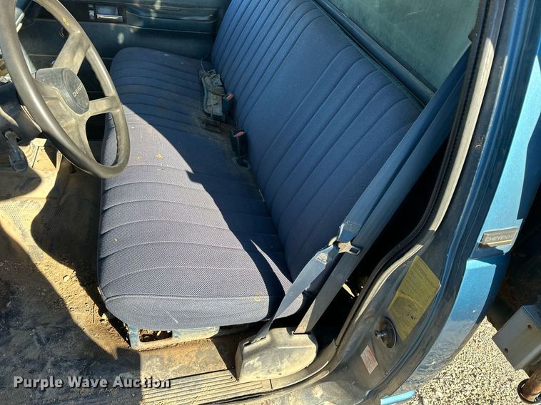 image for item OK9135 1991 Chevrolet 3500  dump bed pickup truck