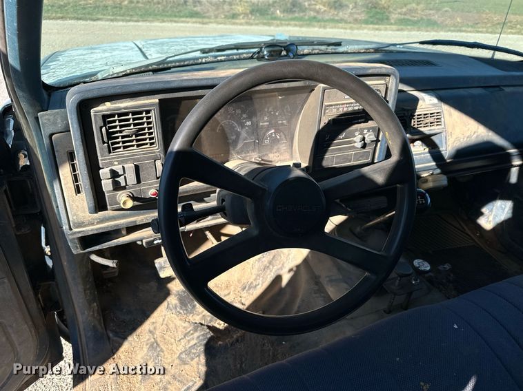 image for item OK9135 1991 Chevrolet 3500  dump bed pickup truck