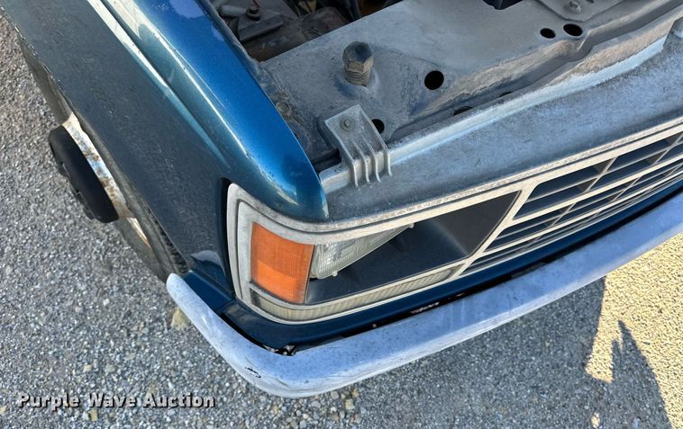 image for item OK9135 1991 Chevrolet 3500  dump bed pickup truck