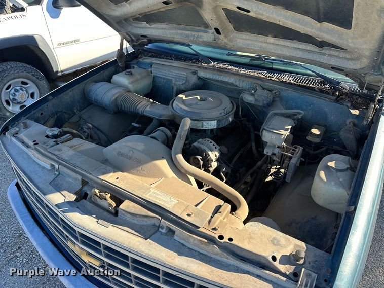 image for item OK9135 1991 Chevrolet 3500  dump bed pickup truck