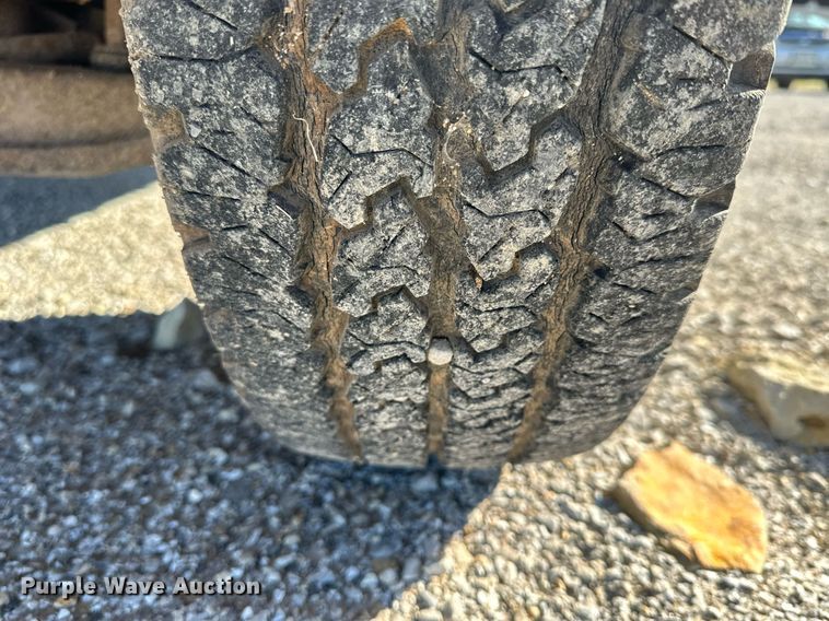 image for item OK9135 1991 Chevrolet 3500  dump bed pickup truck