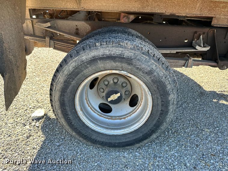 image for item OK9135 1991 Chevrolet 3500  dump bed pickup truck