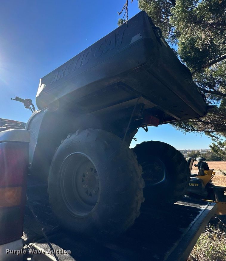 image for item OK9182 2002 Arctic Cat 500  ATV