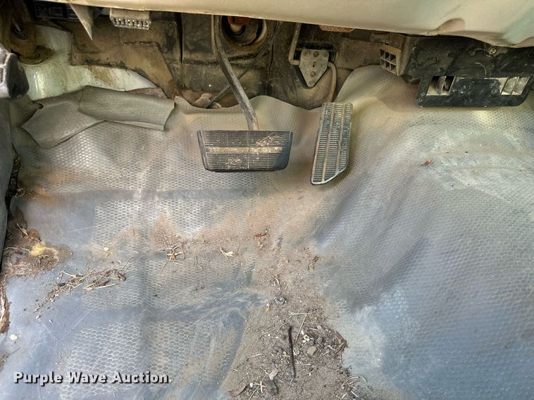 image for item OK9185 1998 Chevrolet Cheyenne C3500  dump bed pickup truck