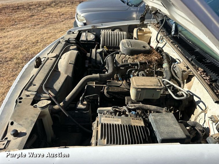 image for item OK9185 1998 Chevrolet Cheyenne C3500  dump bed pickup truck