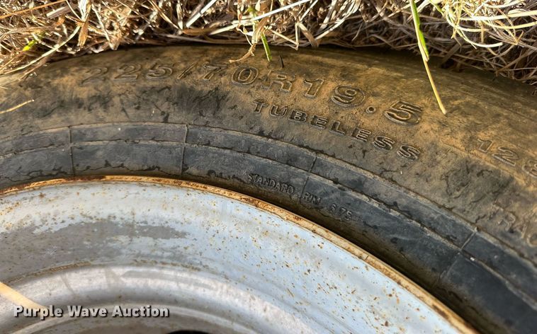 image for item OK9185 1998 Chevrolet Cheyenne C3500  dump bed pickup truck